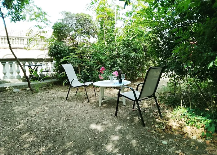 Garden Apartment